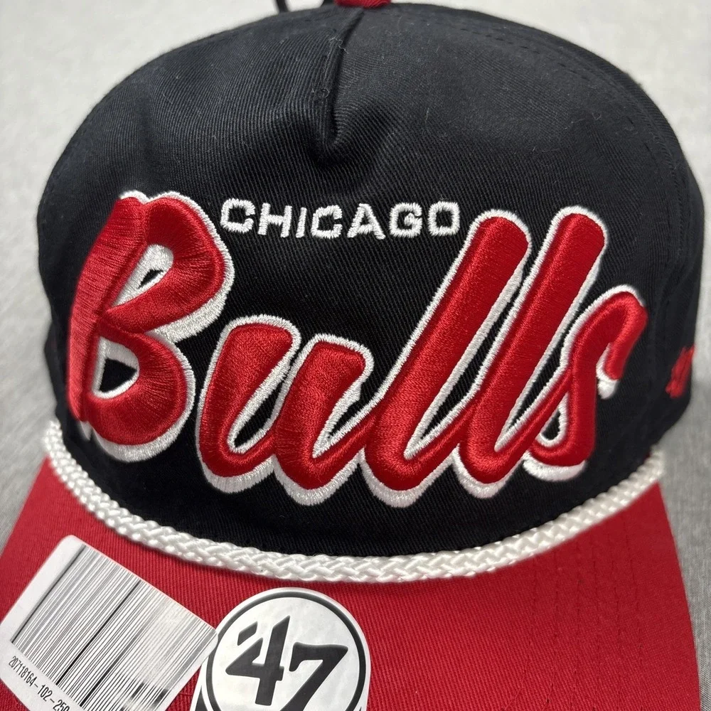 Chicago Bulls '47 Hitch Rope Script Adjustable Black / Red Snapback Hat NBA